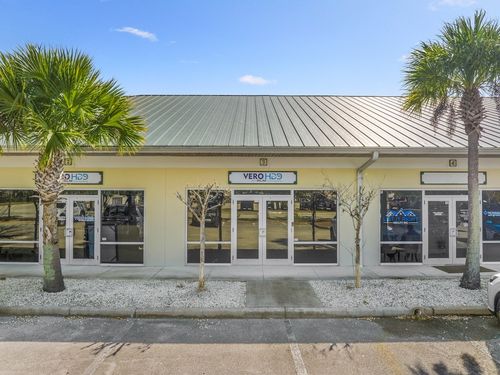 3-9015 Americana Road, Vero Beach, FL, 32966 | Card Image
