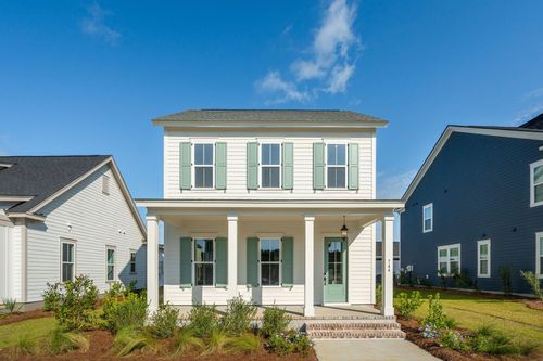 744 Blueway Ave, Summerville, SC, 29486-5477 | Card Image