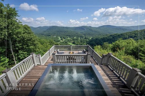 272 Long Way Rd, Sapphire, NC, 28774-8517 | Card Image