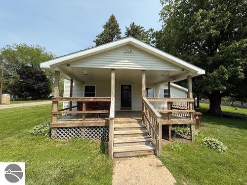 522 Teman St, Saint Louis, MI, 48880-1615 | Card Image