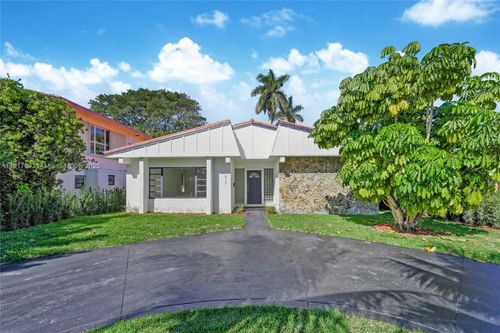 917 Surfside Blvd, Surfside, FL, 33154-3107 | Card Image