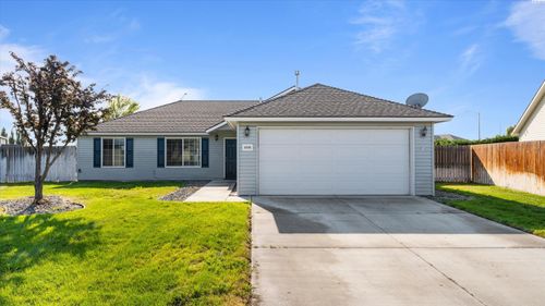 4404 Catalonia Crt, Pasco, WA, 99301 | Card Image