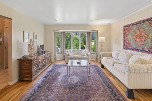 17 Wren Dr, Woodbury, NY, 11797-3212 | Card Image