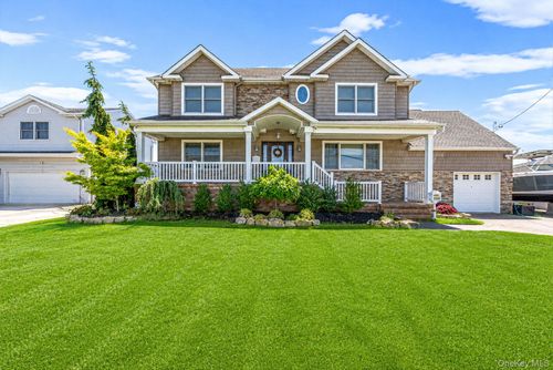14 Jackson Pl, Massapequa, NY, 11758-7810 | Card Image