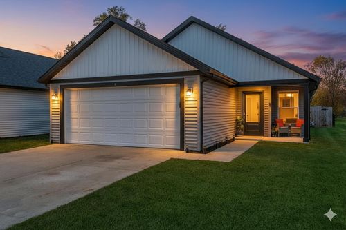 614 W Brown Ave, Mishawaka, IN, 46545-8826 | Card Image