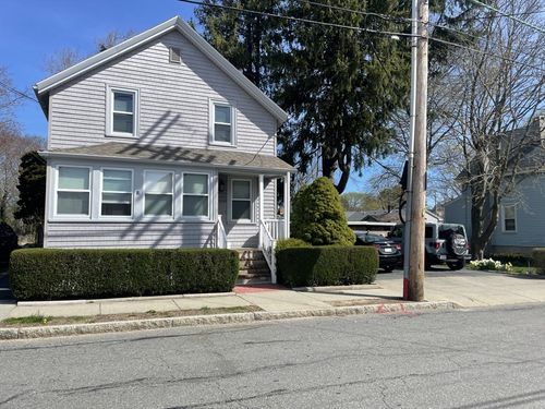 81 Durfee St, New Bedford, MA, 02740-4540 | Card Image