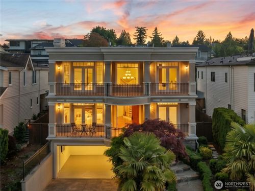 142 7th Avenue, Kirkland, WA, 98033 | Card Image