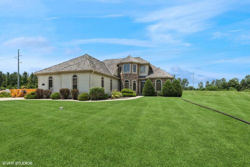 3626 Haymeadow Road, Caledonia, WI, 53126 | Card Image