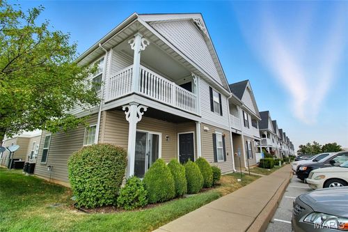 9g-152 Brandy Mill Cir, High Ridge, MO, 63049-2583 | Card Image