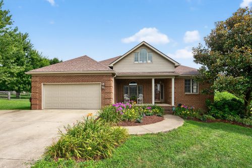 210 Squires Pointe Rd, Paris, KY, 40361-9073 | Card Image