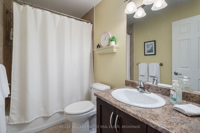 1044 Swiss Hts, House other with 4 bedrooms, 5 bathrooms and 4 parking in Oshawa ON | Image 27