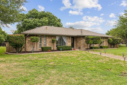 2217 Westlake Dr, Plano, TX, 75075-8356 | Card Image