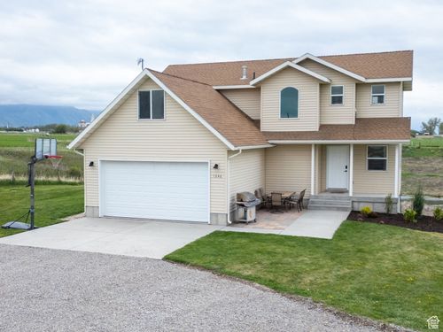 1246 W 6600 N, Smithfield, UT, 84335-9620 | Card Image