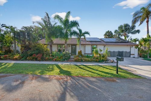 380 N Caloosahatchee Ave, Jupiter, FL, 33458-6848 | Card Image