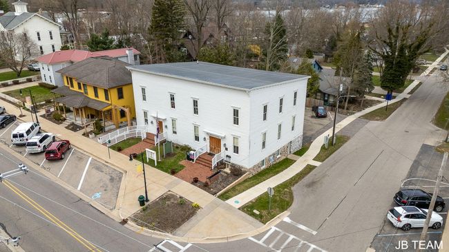86 W Center St, Home with 0 bedrooms, 2 bathrooms and 5 parking in Douglas MI | Image 8