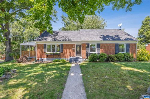 1317 Ridge Cir, Waynesboro, VA, 22980 | Card Image