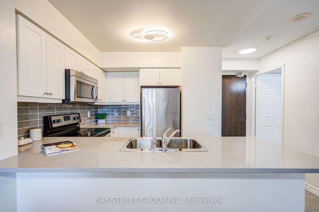 627 - 25 Lower Simcoe St, Condo with 2 bedrooms, 1 bathrooms and null parking in Toronto ON | Image 22