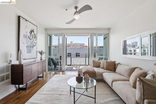 403-200 2nd St, Oakland, CA, 94607-4575 | Card Image