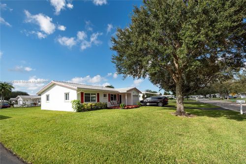 8544 N Campanelli Blvd, Plantation, FL, 33322-5520 | Card Image