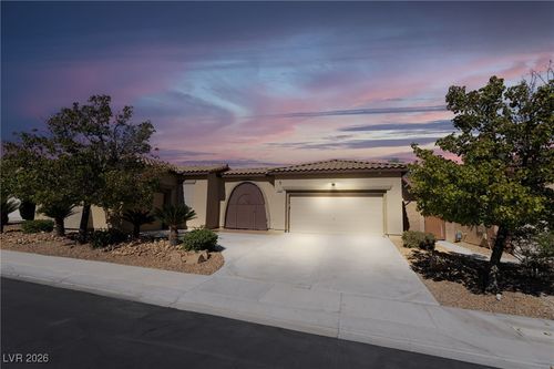 7232 Frontier Hills Ave, Las Vegas, NV, 89113-3017 | Card Image