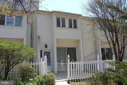 111 Montrose Ave, BRYN MAWR, PA, 19010-1508 | Card Image