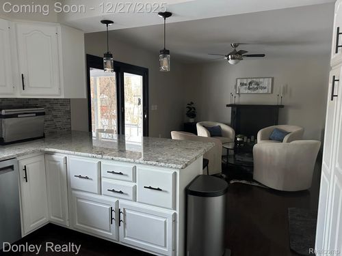 232 W Mills St, Sandusky, MI, 48471-1227 | Card Image