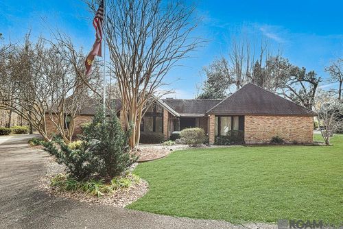 8041 Oak Hollow Dr, Baton Rouge, LA, 70810-1803 | Card Image