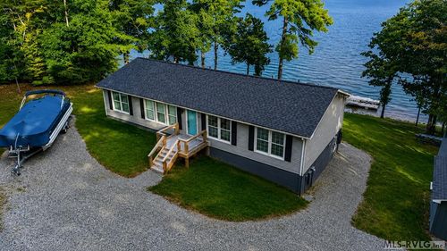216 Lakeside Dr, Buffalo Junction, VA, 24529-2636 | Card Image