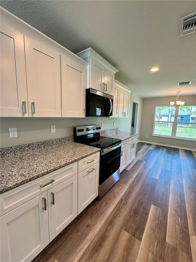 13521 Sw 115 Th Pl, House other with 2 bedrooms, 2 bathrooms and null parking in DUNNELLON FL | Image 6