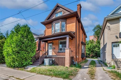 746 King St W, Hamilton, ON, L8S1J8 | Card Image