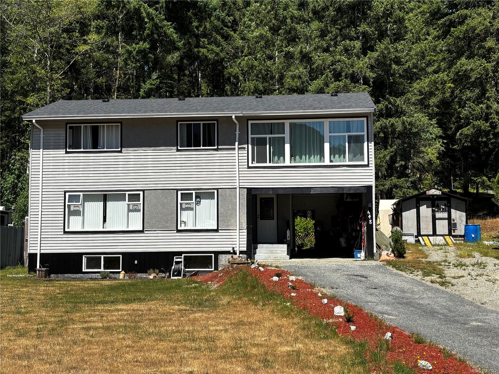 Residential in Gold River