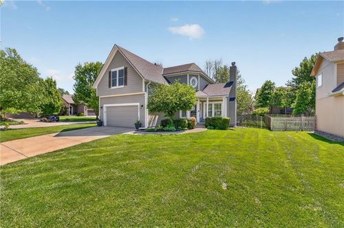 13811 W 153rd Ct, Olathe, KS, 66062-3920 | Card Image