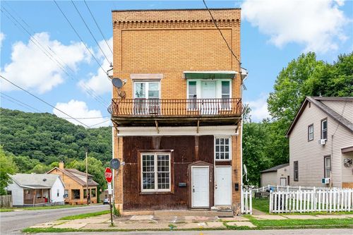 1526 2nd Ave, Beaver Falls, PA, 15010-4173 | Card Image