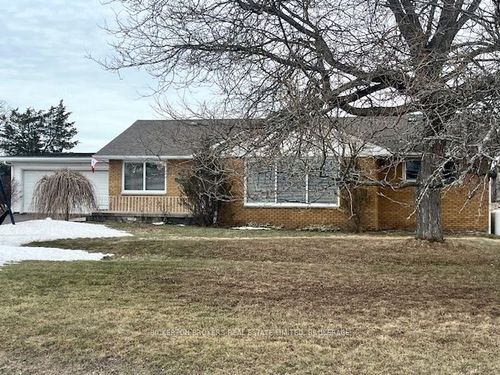 942 Prince St, Lansdowne, ON, K0E1L0 | Card Image