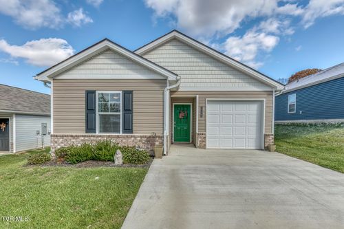 1115 Clearwater Ln, Johnson City, TN, 37601-2087 | Card Image