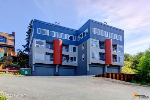 apt-2-1130 W 6th Ave, Anchorage, AK, 99501-1948 | Card Image