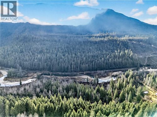 5926 Ferguson Frontage Rd, Malakwa, BC, V0E2J0 | Card Image