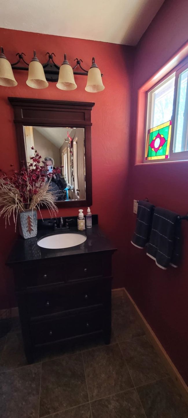 298 Highway 127, House other with 2 bedrooms, 3 bathrooms and null parking in Eagle Nest NM | Image 8