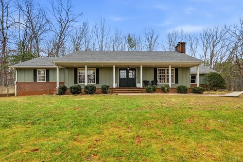 2699 Peaks Rd, Bedford, VA, 24523-3669 | Card Image