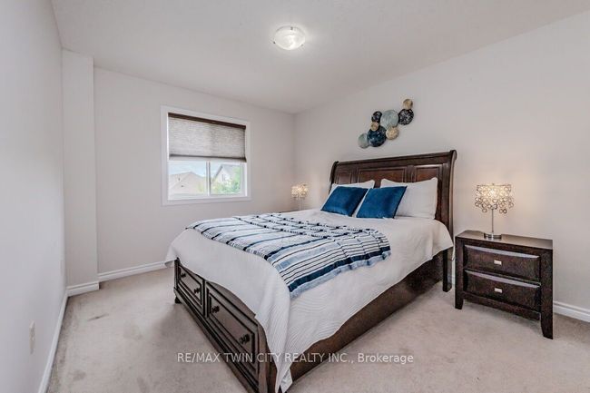 135 Harding St, House other with 3 bedrooms, 3 bathrooms and 1 parking in Kitchener ON | Image 17
