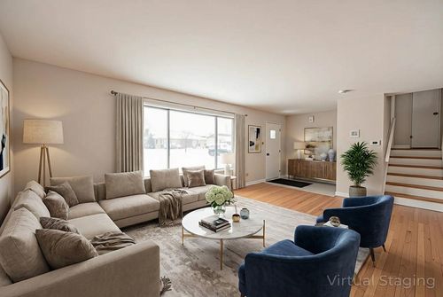 8425 W Carol St, Niles, IL, 60714-1834 | Card Image