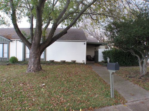 10406 Shadow Bend Dr, Dallas, TX, 75230-4266 | Card Image