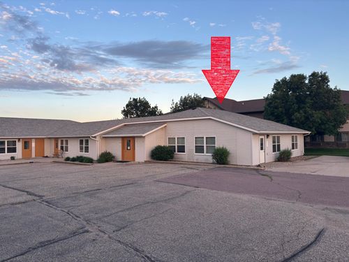 5-311 W Gabrielson Rd, Luverne, MN, 56156-2257 | Card Image