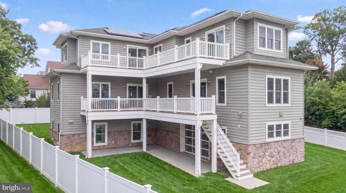 1203 Shore Dr, EDGEWATER, MD, 21037-2424 | Card Image