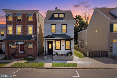225 Stacy St, BURLINGTON, NJ, 08016-1505 | Card Image