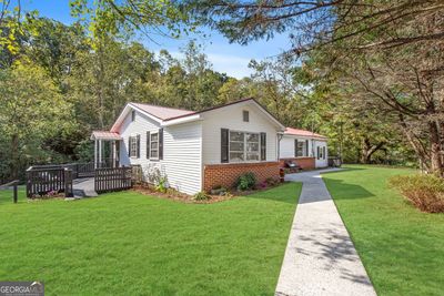 8555 Fairmount Highway Se, House other with 3 bedrooms, 2 bathrooms and 5 parking in Fairmount GA | Image 1