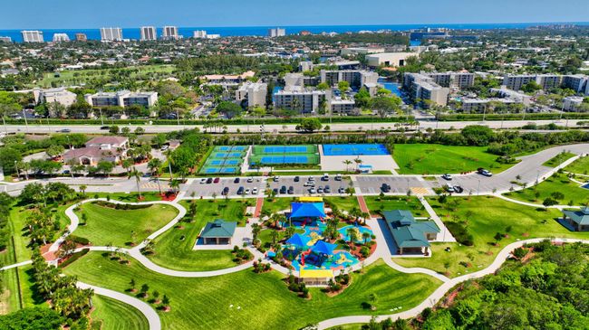 UNIT-202 - 16 Royal Palm Way, Condo with 2 bedrooms, 2 bathrooms and null parking in Boca Raton FL | Image 53