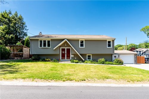 7 Lydia Ave, North Providence, RI, 02904-3221 | Card Image