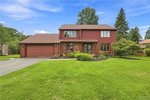 11 Sandpiper Court, Amherst, NY, 14228 | Card Image