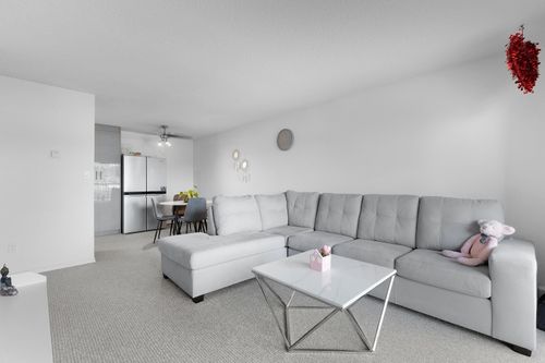 205-3043 270 St, Aldergrove, BC, V4W3M2 | Card Image